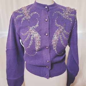 Vintage 1950s cardigan sweater